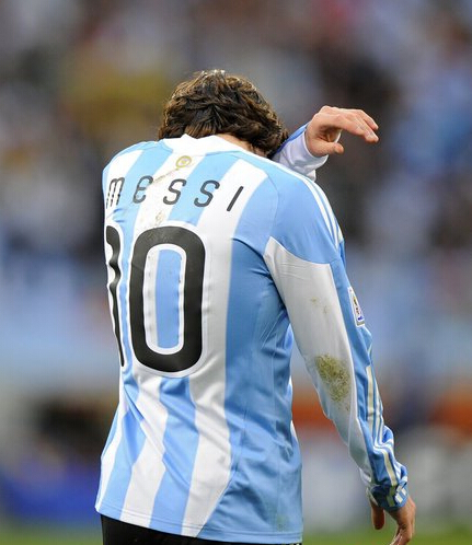 阿根廷足协被美洲杯组织方罚款5万美元