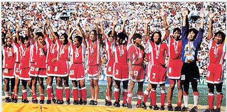追忆最美的铿锵玫瑰：99年女足世界杯