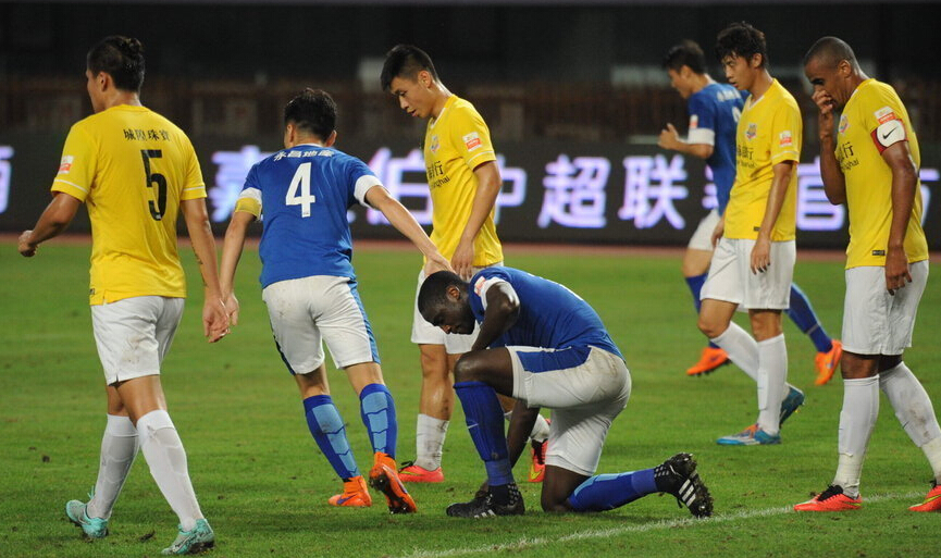 早报-鲁能客场4-2胜富力 申花客场2-0力帆