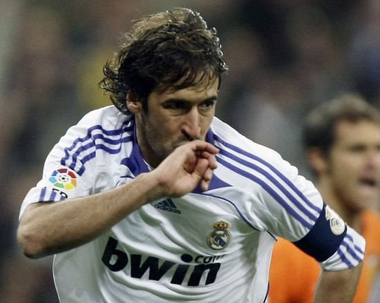 宝刀未老!劳尔美国赛场上演补时绝杀(gif)